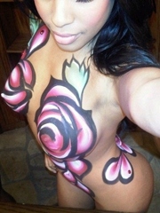 Hot naked black girls showing beautiful..